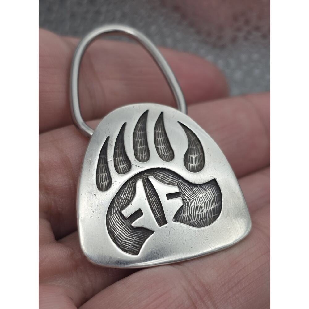 VINTAGE NATIVE AMERICAN STERLING SILVER HOPI BEAR PAW CLAW KEY CHAIN RING Signed